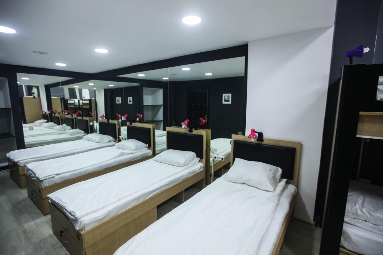 Myhostel Баку Екстериор снимка