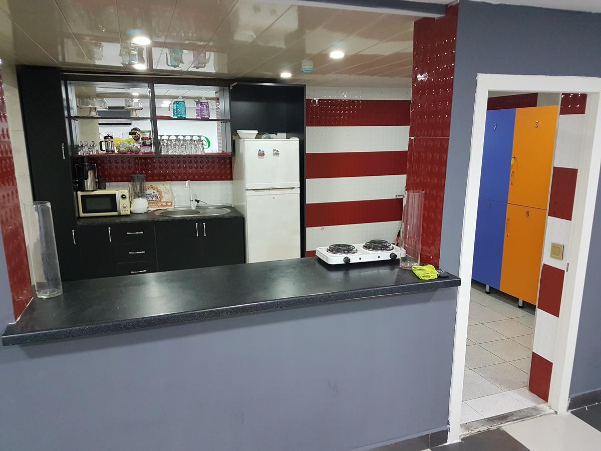 Myhostel Баку Екстериор снимка
